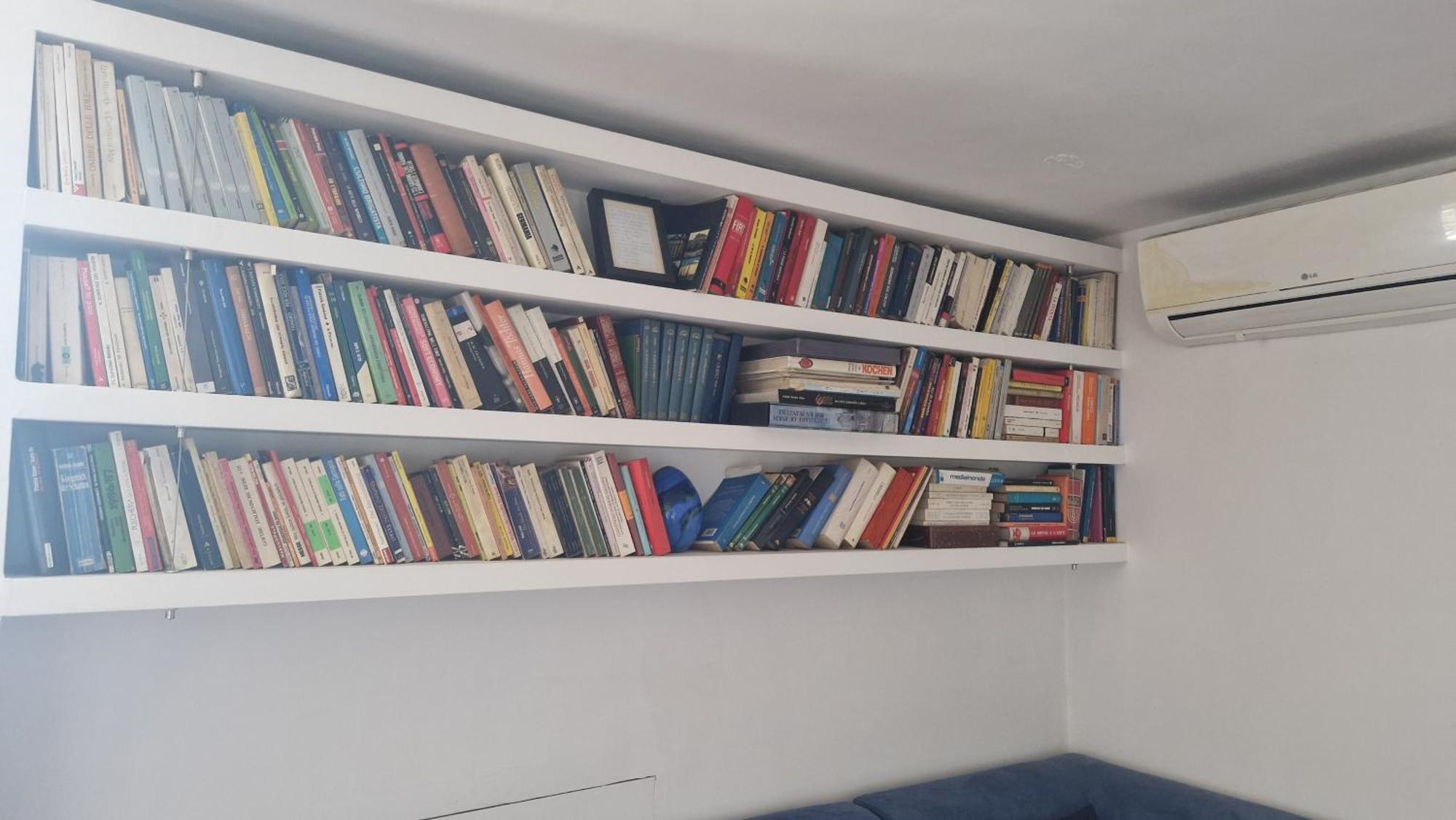 Casa Di Libri - Delizioso Appartamento A 10 Min Da Trastevere Rome Exterior photo